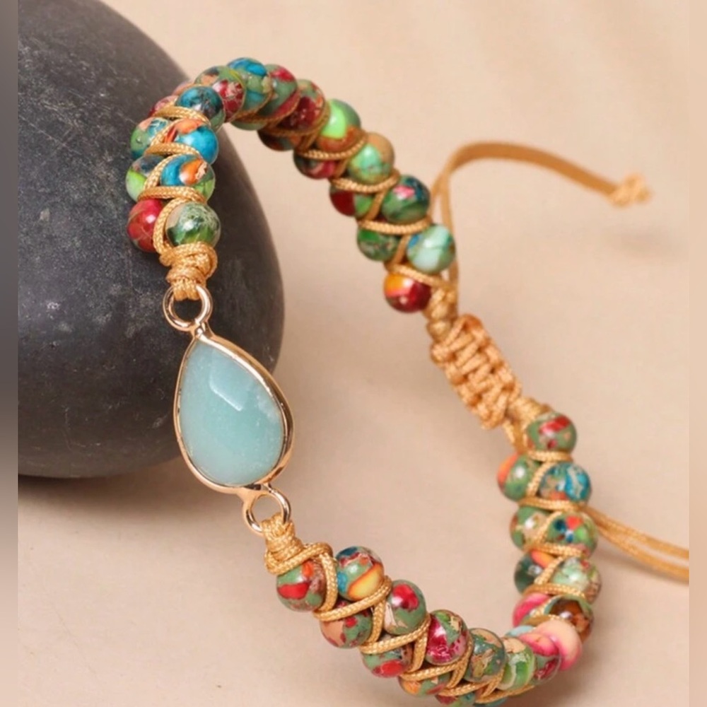 Adjustable Beaded Bracelet with Teardrop Charm